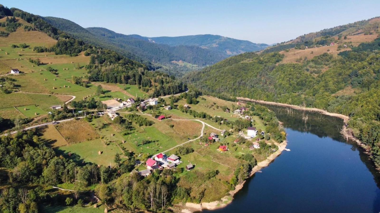 Cabana Baraj Apuseni Mountains Mihoesti Экстерьер фото